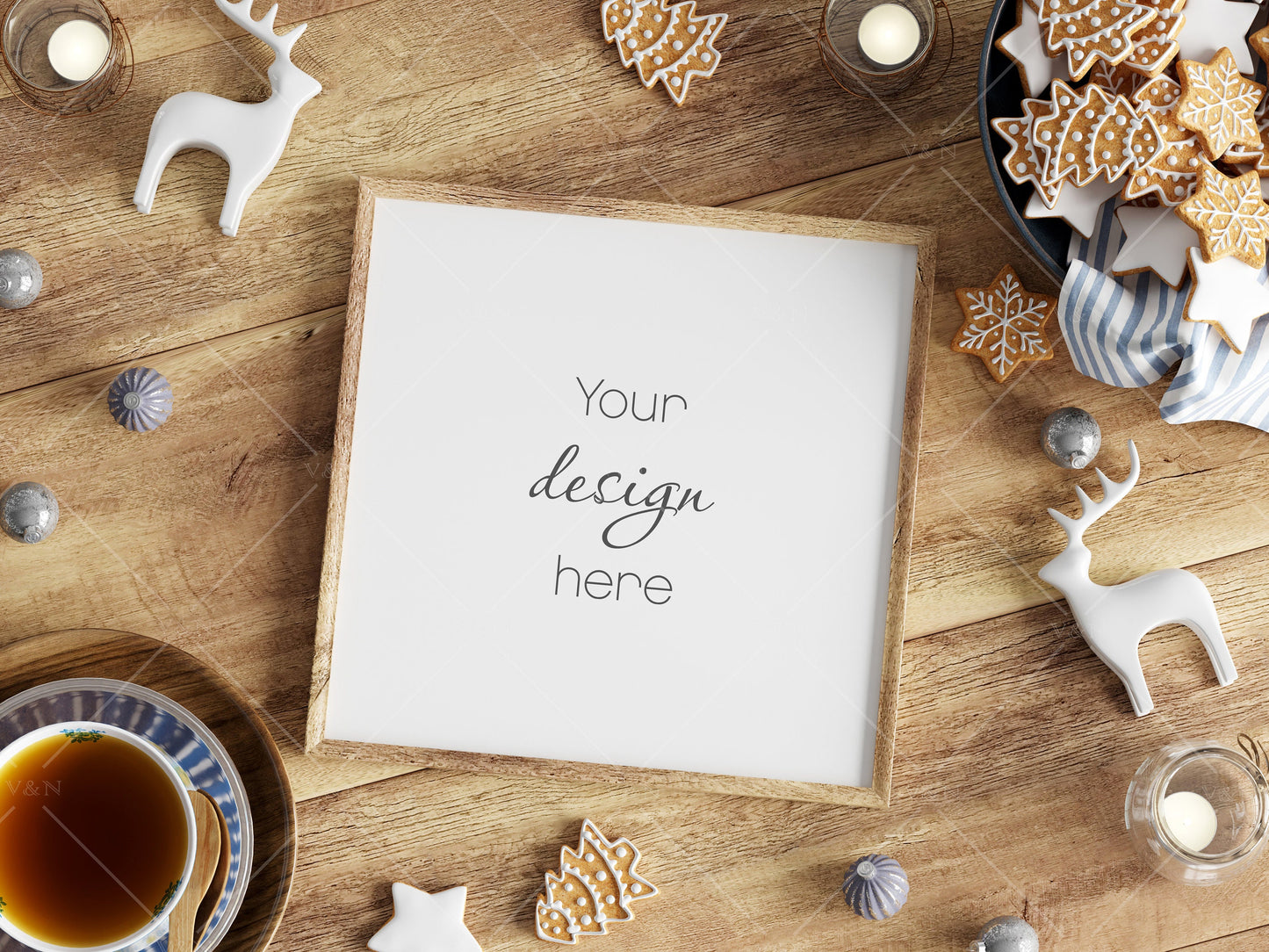 Christmas Frame Mockup 1:1 ratio, Minimalist Frame Mockup, Wooden Frame Mockup Christmas, PSD JPG PNG